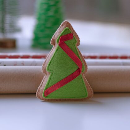 Globuleț de Crăciun din Fetru - Brăduț Festiv