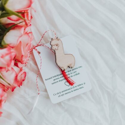 martisoare-lemn-martisoare-personalizate-gravare-laser-primavara-1-martie-cadou-martisor-lama