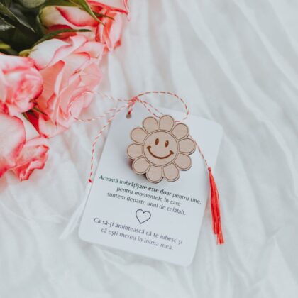 martisoare-lemn-martisoare-personalizate-gravare-laser-primavara-1-martie-cadou-martisor