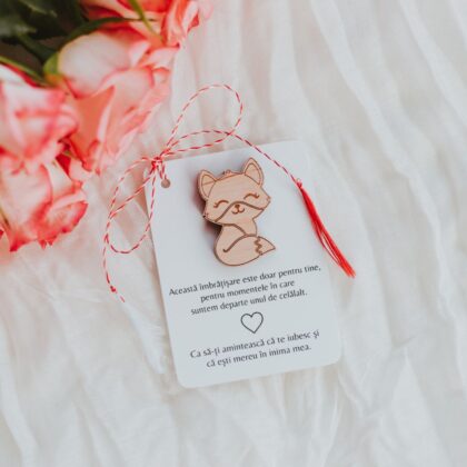 martisoare-lemn-martisoare-personalizate-gravare-laser-primavara-1-martie-cadou-martisor-vulpe