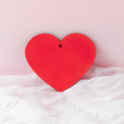 blank-inimi-natur-lemn-materiale-craft-proiecte-diy-inima-lemn