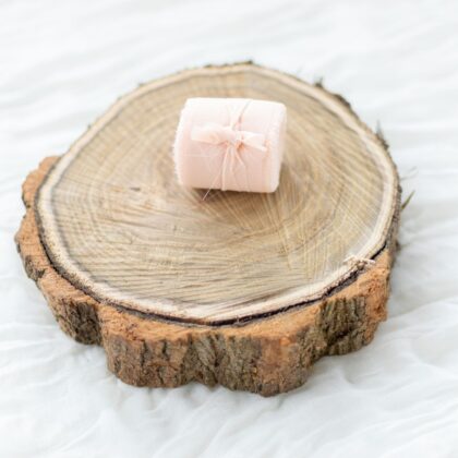 panglica-matase-sifon-nuanta-crem-deschis-material-artizani-nuanta-nisip-de-provence-materiale-craft