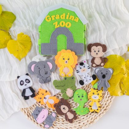 Set de Joacă Educativ "Aventura la Zoo" din Fetru, cu 12 Animale și Căsuță