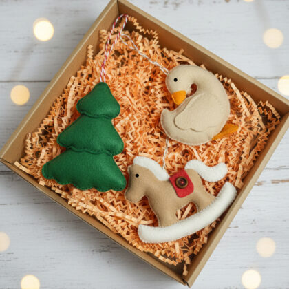 Set 3 Ornamente de Crăciun din Fetru - "Povești la Gura Sobei"